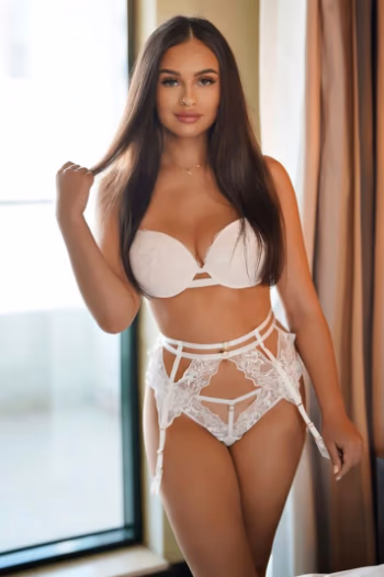 Escort girl Lola