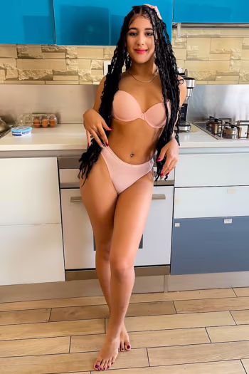 Escort girl Ambar