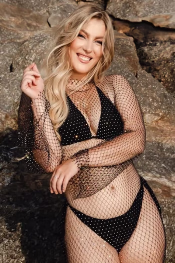 Escort girl Oksana